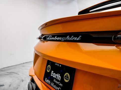 Used 2024 Lamborghini Urus S image 34