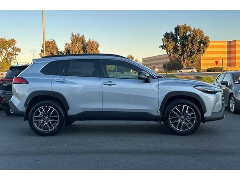 New 2026 Toyota Corolla Cross XLE image 3