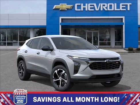 New 2026 Chevrolet Trax RS w/ Driver Confidence Package FWD image 7