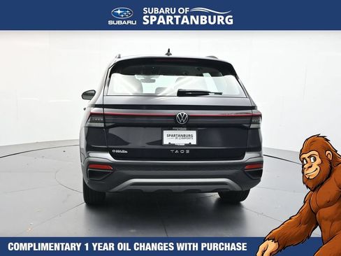 Used 2025 Volkswagen Taos S FWD image 7