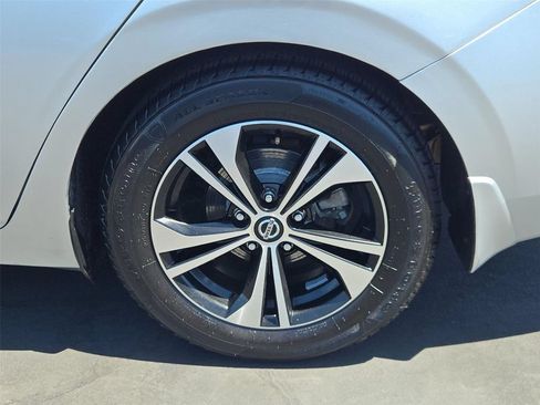 Used 2022 Nissan Sentra SV FWD image 24