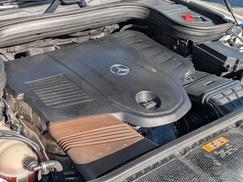 Used 2020 Mercedes-Benz GLE 450 4MATIC image 22