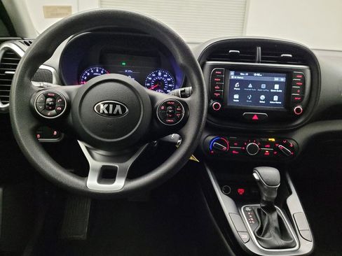Used 2021 Kia Soul S image 22