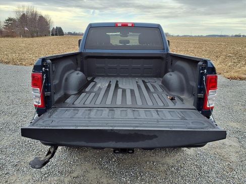 Used 2024 RAM 2500 Big Horn w/ Bed Utility Group image 8
