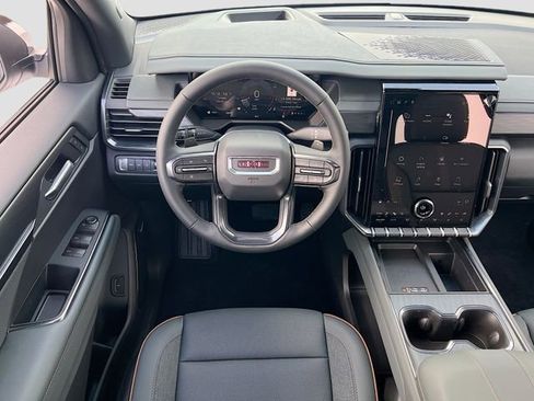 New 2026 GMC Acadia AT4 w/ Luxury Package image 16