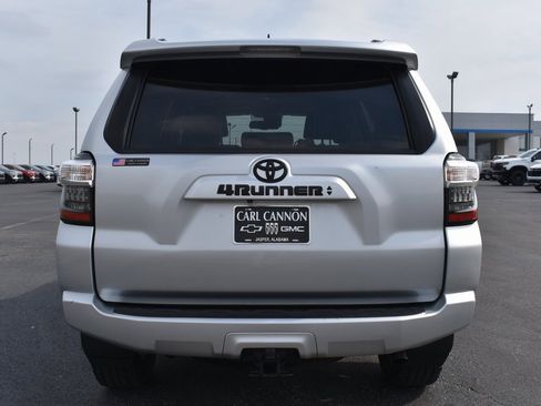Used 2021 Toyota 4Runner SR5 Premium w/ Moonroof Package image 6