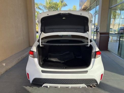 Used 2020 Toyota Corolla SE image 21