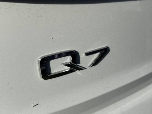 Used 2022 Audi Q7 3.0T Premium Plus AWD/4WD image 10