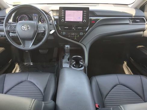 Used 2023 Toyota Camry SE image 14