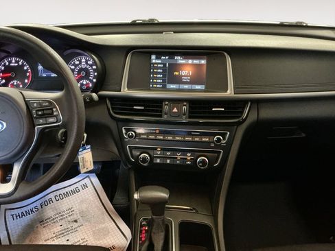 Used 2018 Kia Optima LX FWD image 11