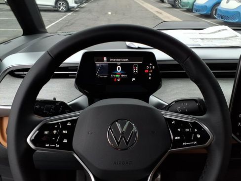 New 2025 Volkswagen ID. Buzz Pro S Plus image 18