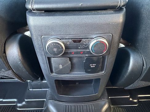 Used 2020 Ford Explorer Limited w/ Class III Trailer Tow Package image 11