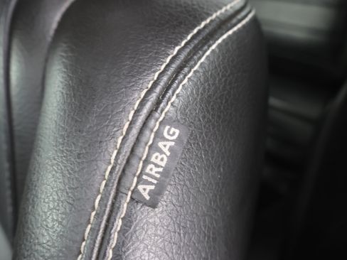 Used 2010 Ford Mustang GT Premium RWD image 37