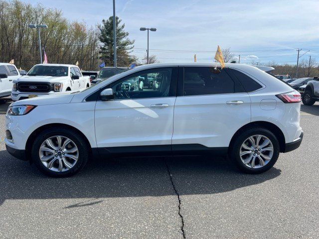 Used 2022 Ford Edge Titanium AWD/4WD image 4