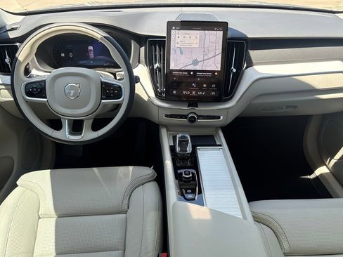 New 2026 Volvo XC60 B5 Ultra w/ Protection Package Premier image 9