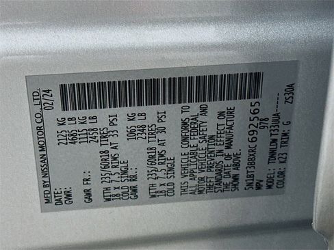 Used 2024 Nissan Rogue SV image 36