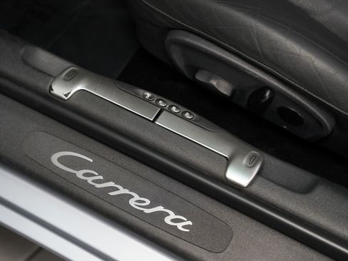 Used 1999 Porsche 911 Carrera image 39