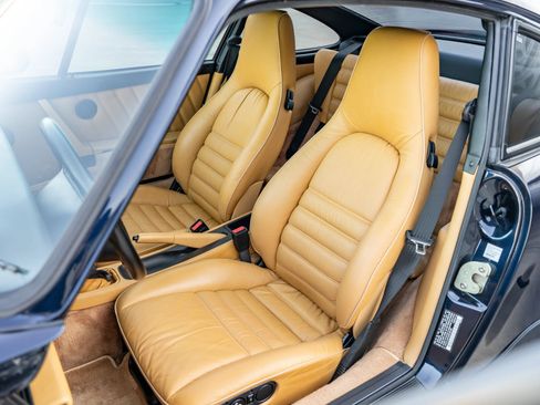 Used 1992 Porsche 911 Turbo RWD image 12
