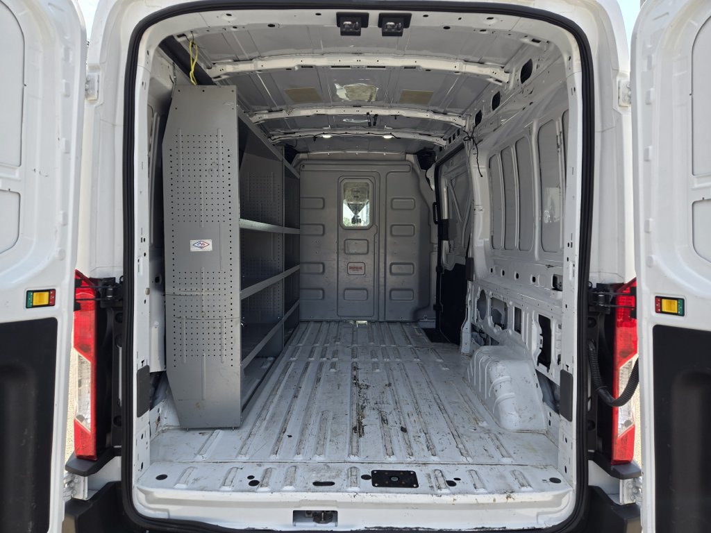 Used 2024 Ford Transit 250 148 Medium Roof RWD image 32