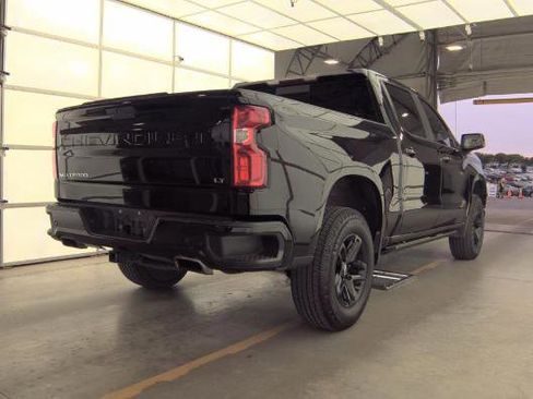 Used 2019 Chevrolet Silverado 1500 LT Trail Boss image 4