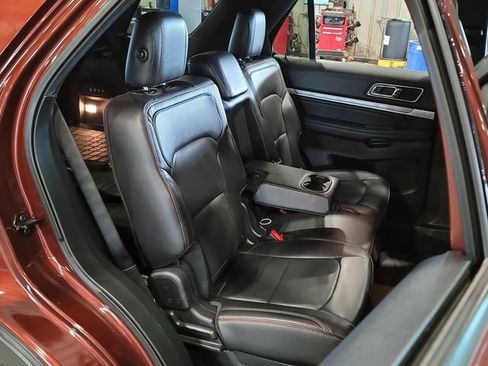 Used 2016 Ford Explorer Sport AWD/4WD image 37