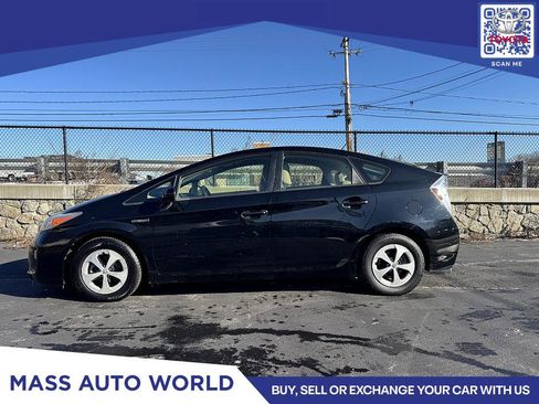 Used 2012 Toyota Prius Five image 1