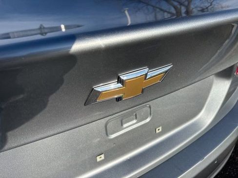 Used 2024 Chevrolet Malibu LT image 48