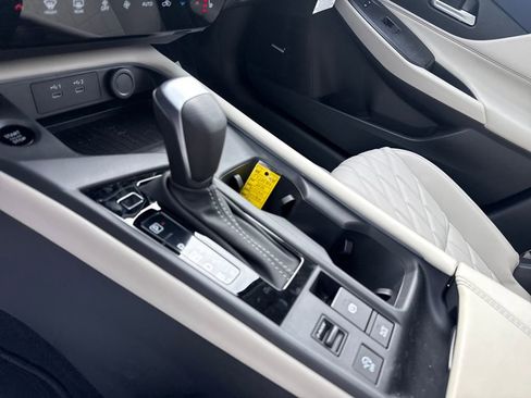 New 2026 Nissan Sentra SL w/ Floor Mat Package FWD image 24