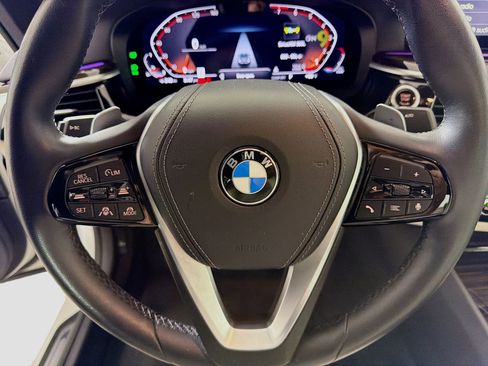 Used 2023 BMW 540i w/ Premium Package RWD image 13