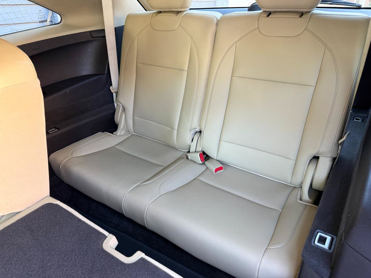 Used 2016 Acura MDX w/ Technology Package AWD/4WD image 34
