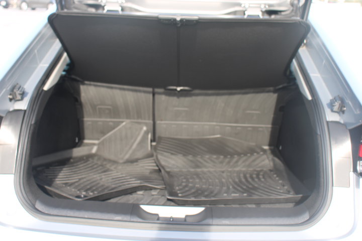 Certified 2025 Toyota Prius Limited FWD image 15