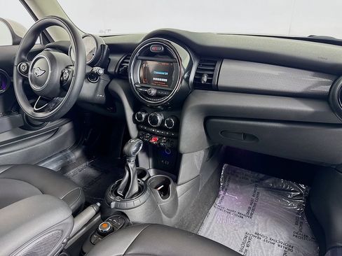 Used 2015 MINI Cooper 2-Door Hardtop image 29