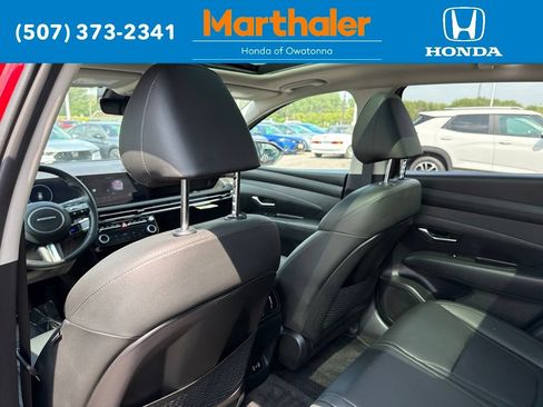 Used 2025 Hyundai Tucson SEL AWD/4WD image 14