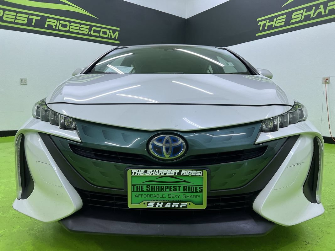 Used 2019 Toyota Prius Prime Plus w/ Carpet Mat Package FWD image 3