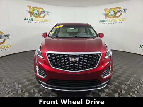 Used 2021 Cadillac XT5 Premium Luxury image 3