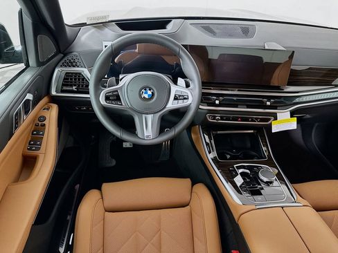 Used 2026 BMW X5 sDrive40i w/ M Sport Package RWD image 19