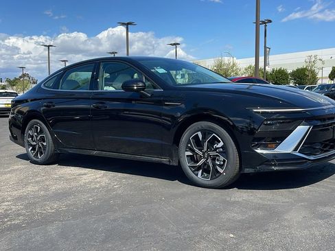 New 2025 Hyundai Sonata SEL image 1