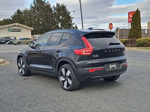 Used 2023 Volvo XC40 Recharge Ultimate image 13
