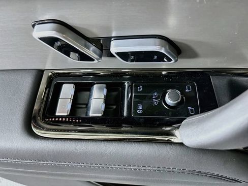 New 2026 Land Rover Range Rover Sport Dynamic SE AWD/4WD image 19