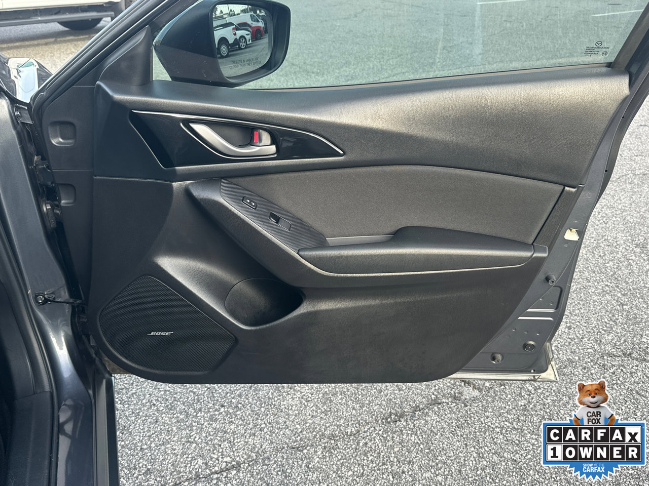 Used 2015 MAZDA MAZDA3 i Touring w/ Technology Package FWD image 14