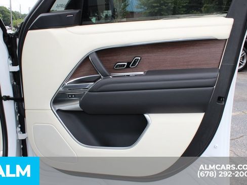 Used 2023 Land Rover Range Rover SE AWD/4WD image 28