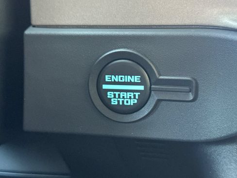 New 2026 Ford Bronco Outer Banks w/ Sasquatch Package AWD/4WD image 23
