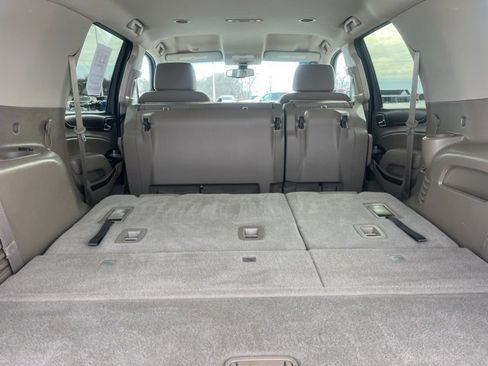 Used 2016 GMC Yukon SLE w/ HD Trailering Package image 44