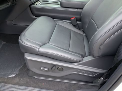 New 2025 Ford Expedition Max Platinum w/ Stealth Performance Package image 13