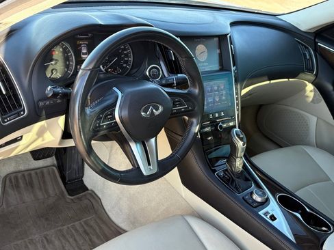 Used 2018 INFINITI Q50 Luxe image 15