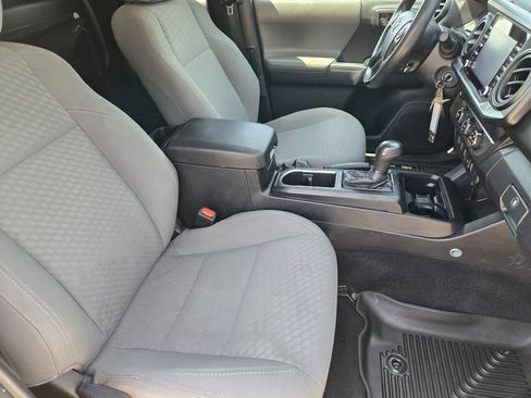 Used 2021 Toyota Tacoma SR RWD image 14
