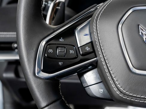 Used 2025 Chevrolet Corvette Z06 image 37