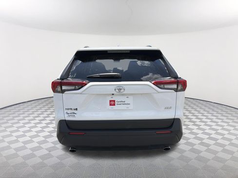 Certified 2025 Toyota RAV4 XLE FWD image 16