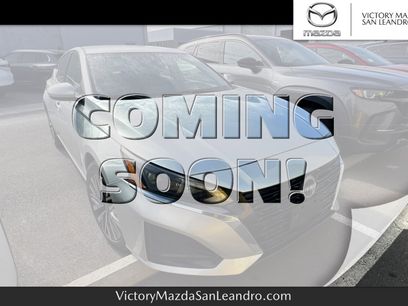 Used 2023 Nissan Altima 2.5 SV