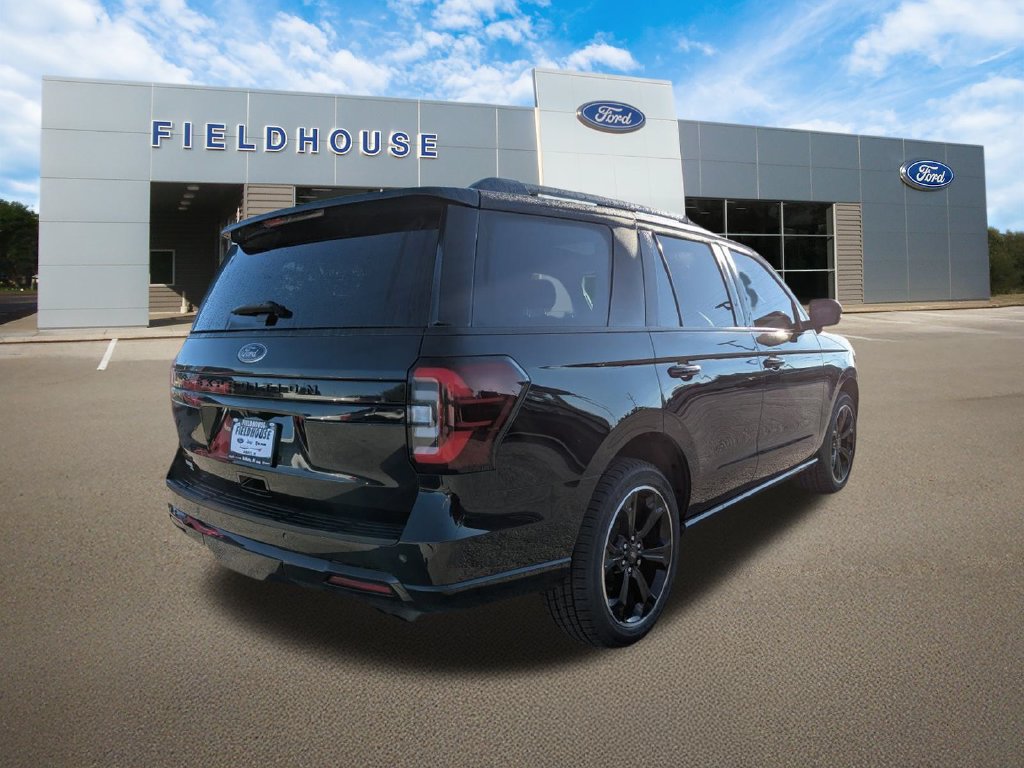 Used 2023 Ford Expedition Limited AWD/4WD image 5